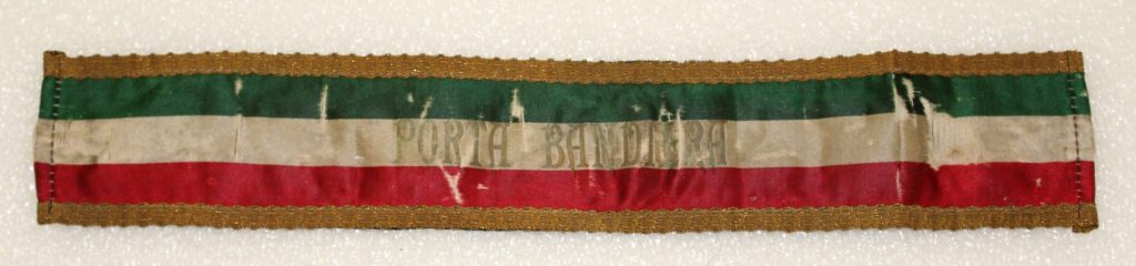 Image of Porta Bandera armband.