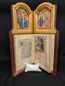 Open Book Altar of Philip the Good showing illutstrations the diptych