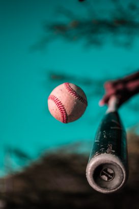 Baseball hitting bat 