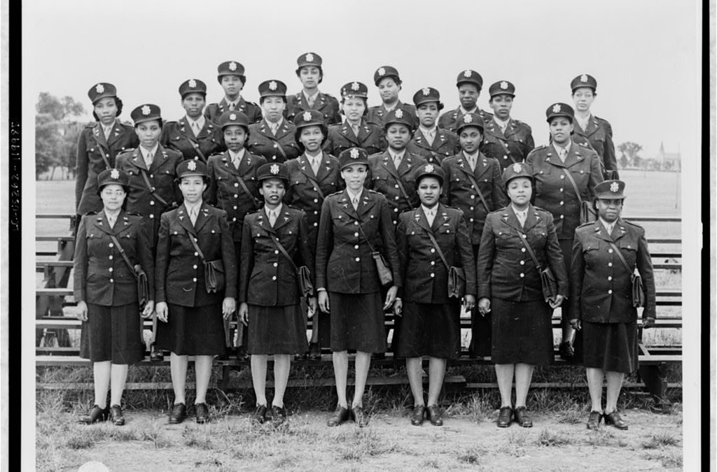First Negro Nurses Land in England