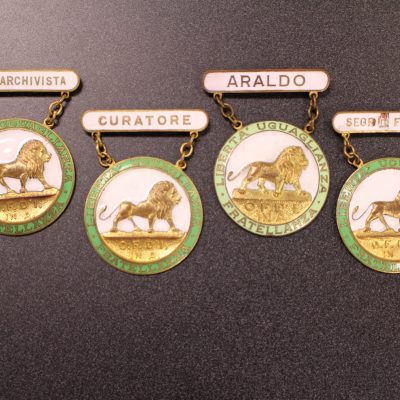 Image of officer pins for the Order Sons of Italy.