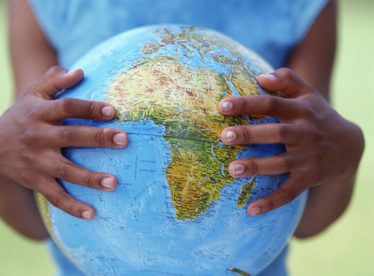 Crowd sourcing as a model of problem solving in global health governance