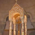 eorange.holyname.interior02