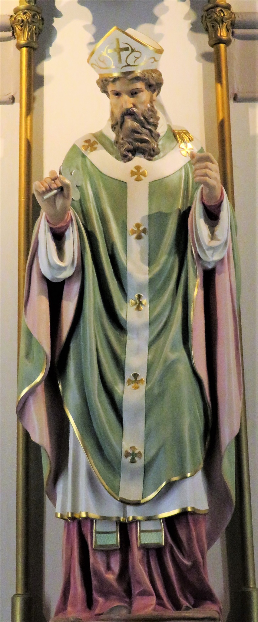 Statues – St. Patrick’s Pro-Cathedral