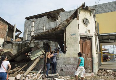 Earthquake in Ecuador and Peru kills 16