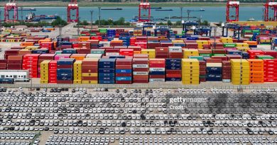 Do Economic Costs Matter in Great Power Politics?